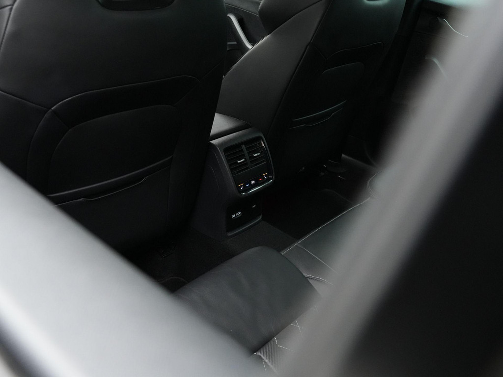 ŠKODA Octavia (KJS81V) met abonnement