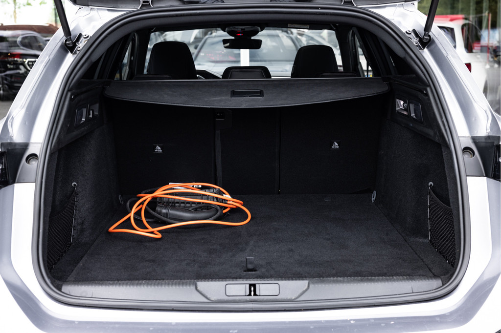 Peugeot 308 (KHL39K) met abonnement