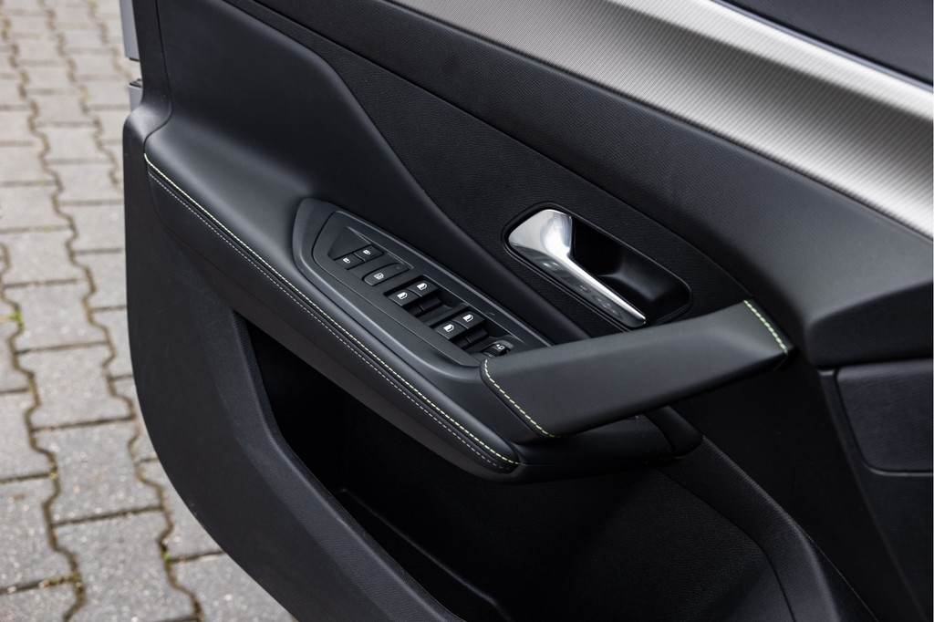 Peugeot 308 (KHL39K) met abonnement