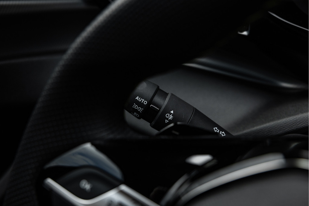 Peugeot 308 (KHL39K) met abonnement