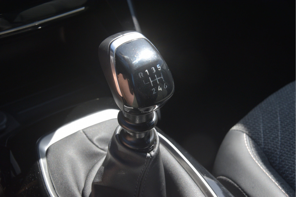 Peugeot 2008 (KLD45G) met abonnement