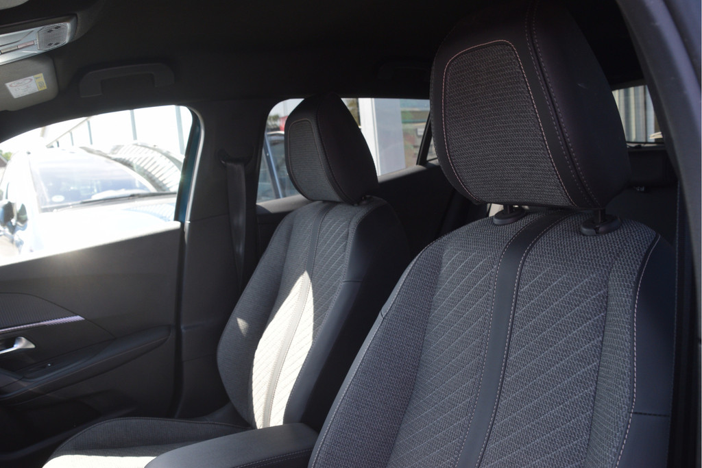 Peugeot 2008 (KLD50G) met abonnement