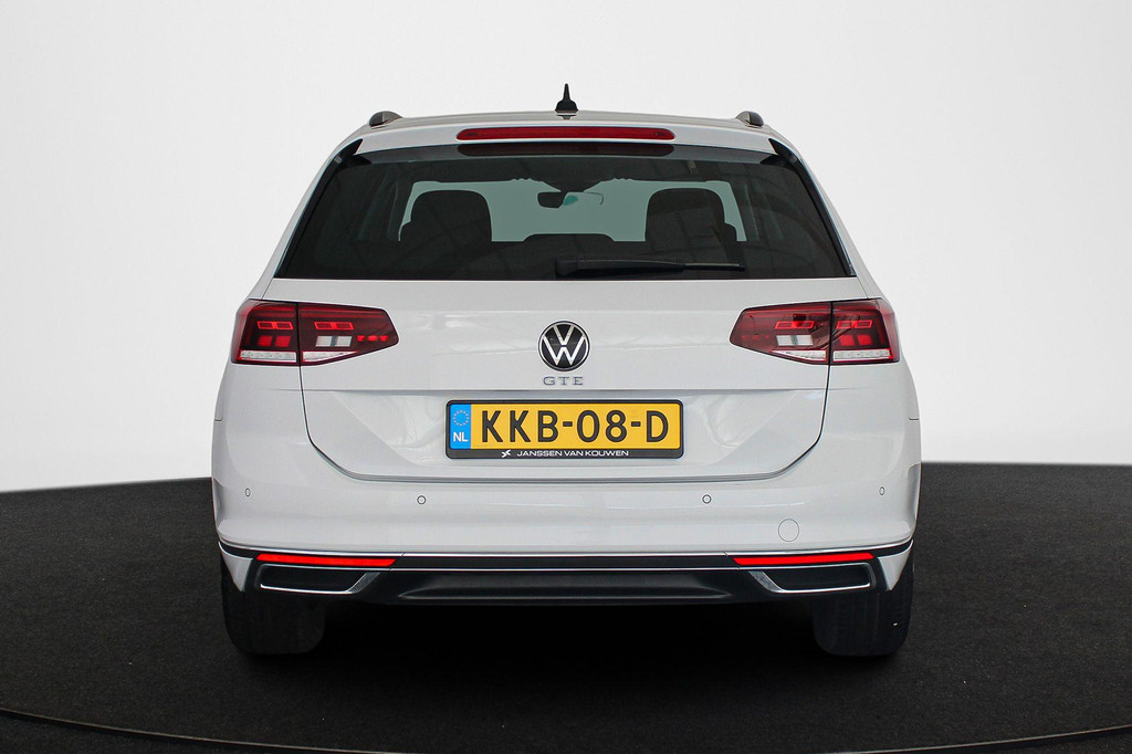 Volkswagen Passat (KKB08D) met abonnement