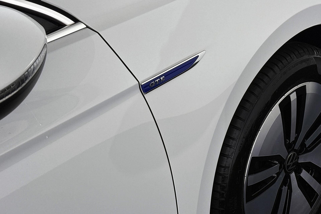 Volkswagen Passat (KKB08D) met abonnement