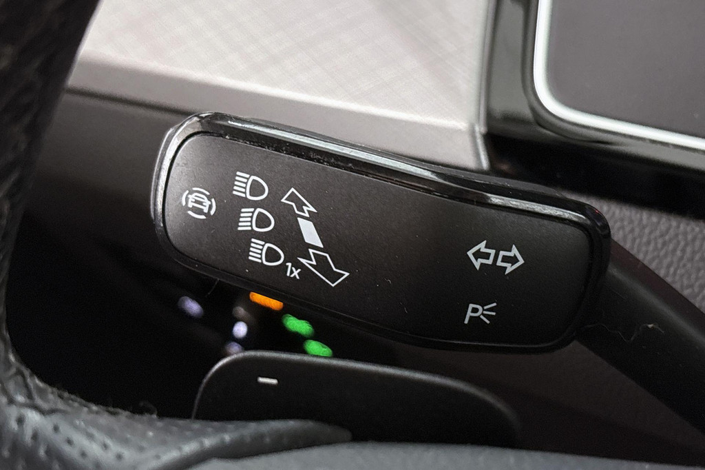 Volkswagen Passat (KKB08D) met abonnement