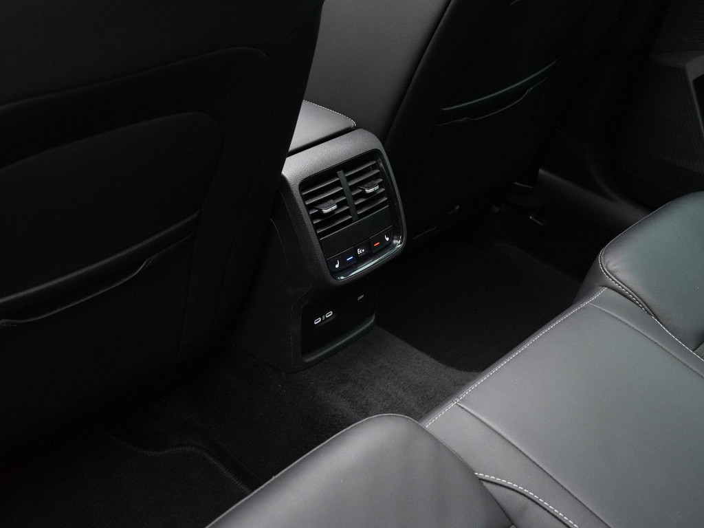 ŠKODA Octavia (KNJ58S) met abonnement