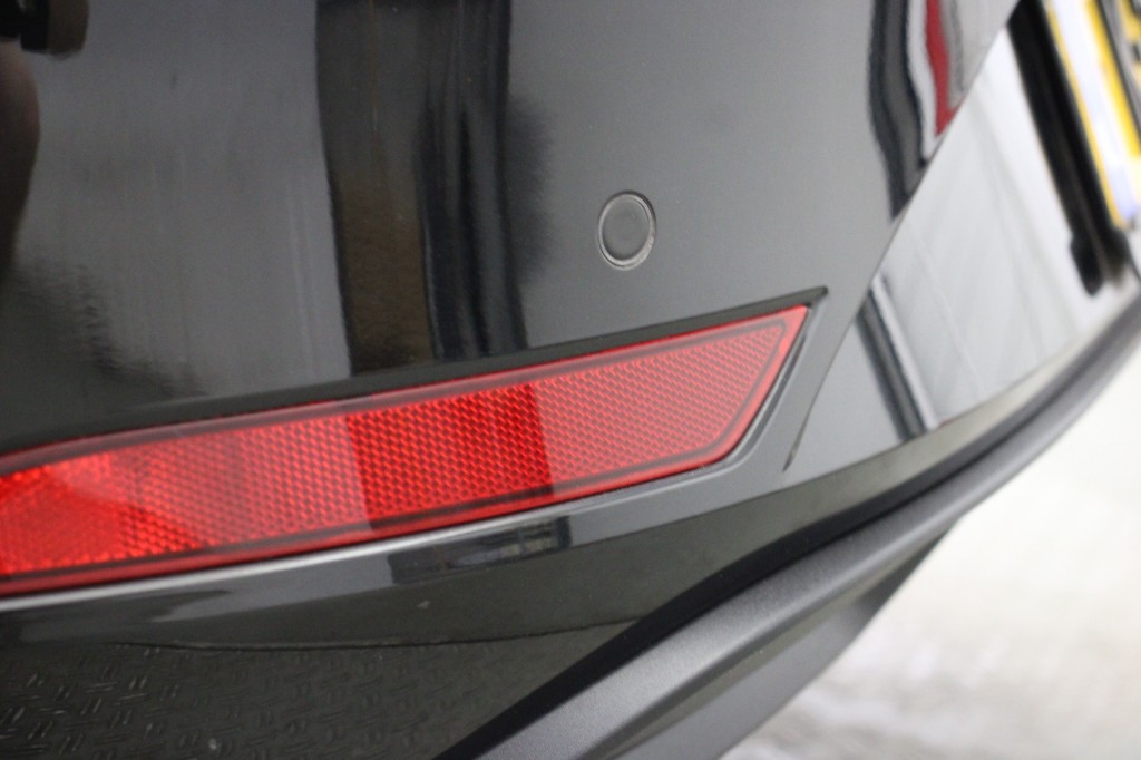 Seat Leon Sportstourer (K278ZD) met abonnement