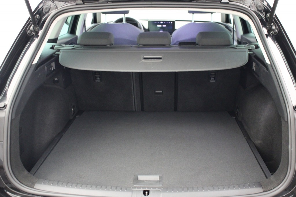 Seat Leon Sportstourer (K278ZD) met abonnement