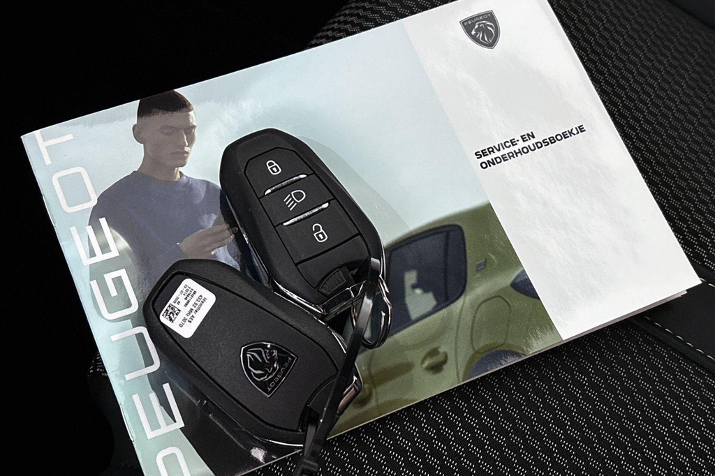 Peugeot 208 (HHX84F) met abonnement