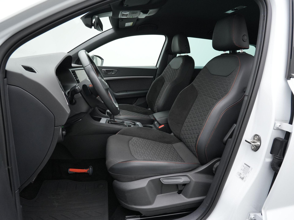 Seat Ateca (R881ZX) met abonnement