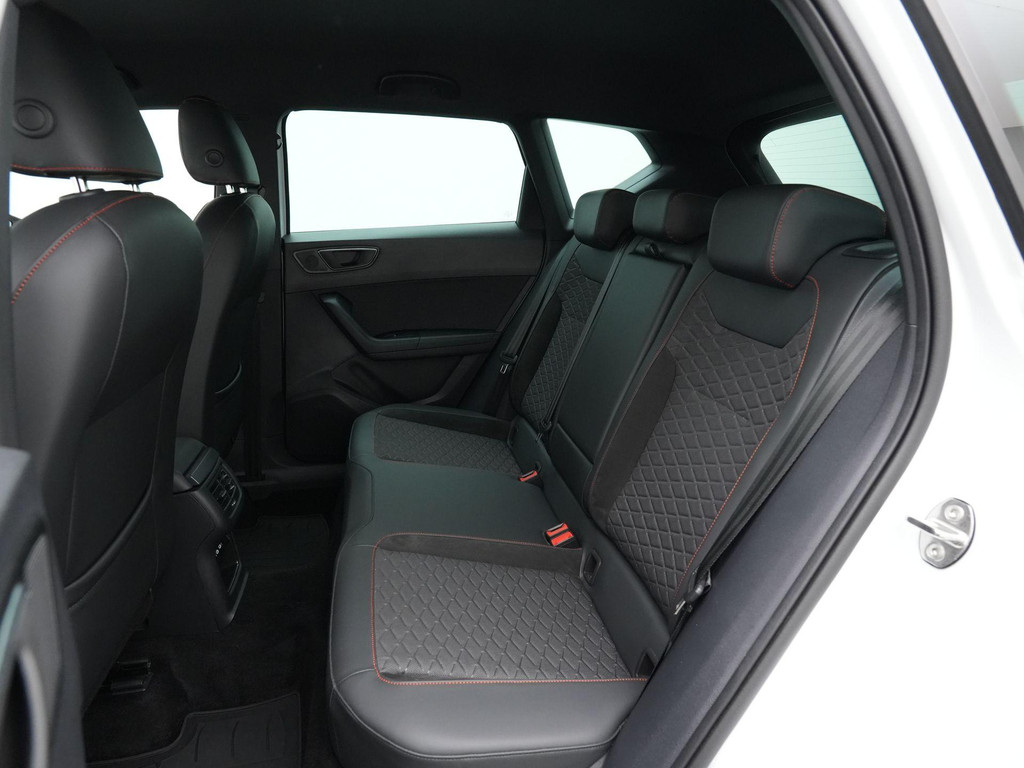 Seat Ateca (R881ZX) met abonnement