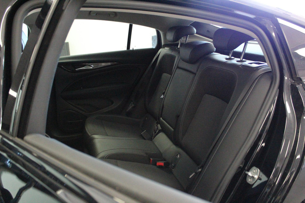 Opel Insignia (K176DT) met abonnement