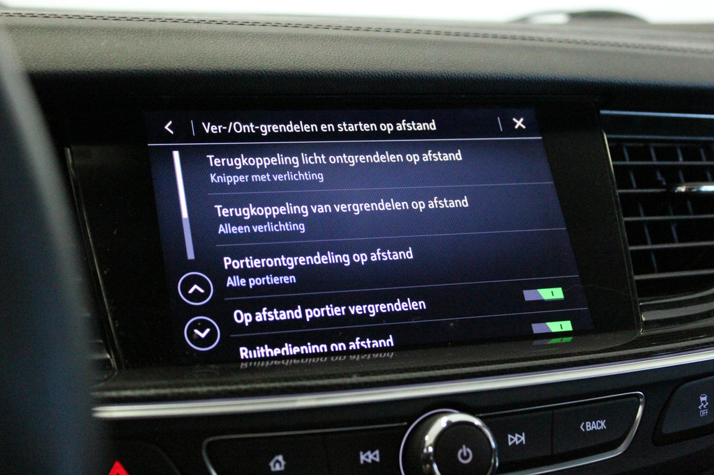 Opel Insignia (K176DT) met abonnement
