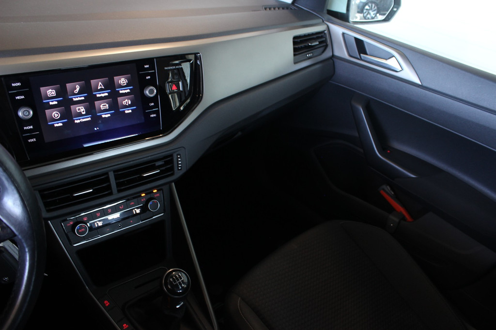 Volkswagen Polo (L947DD) met abonnement
