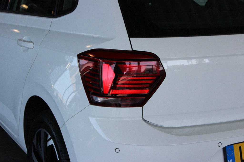 Volkswagen Polo (L947DD) met abonnement
