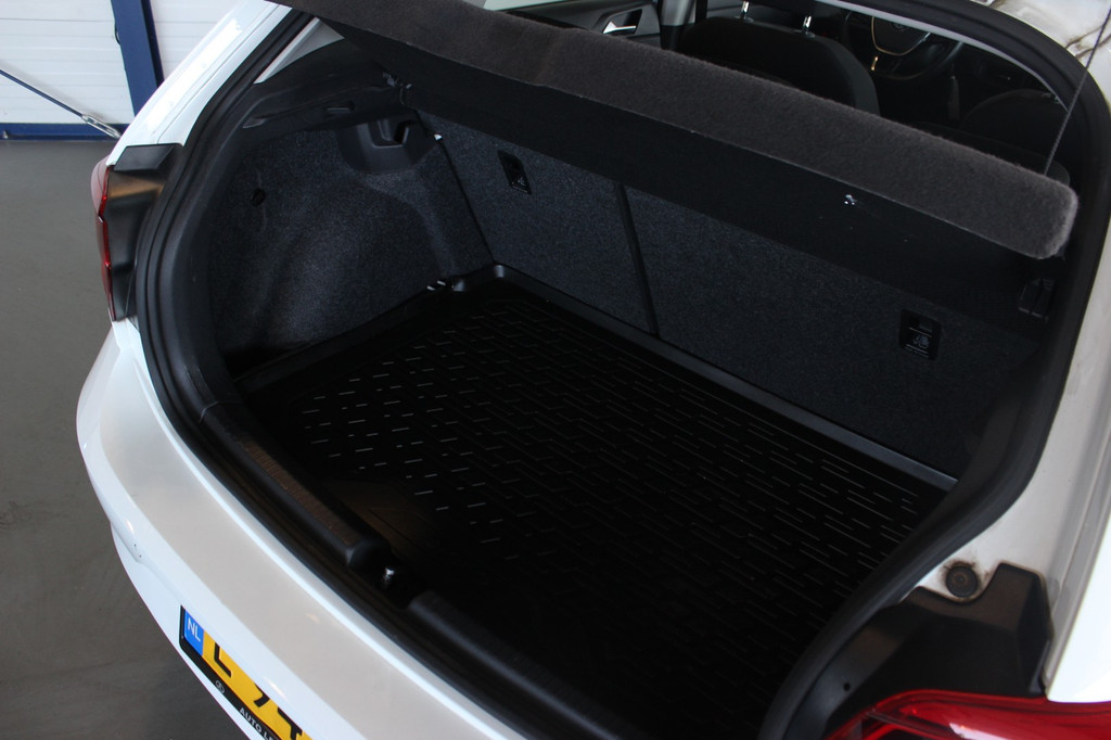 Volkswagen Polo (L947DD) met abonnement