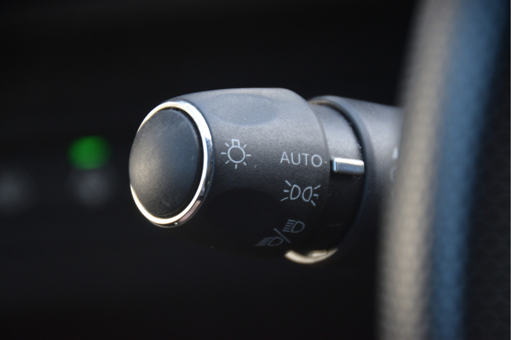 Peugeot 3008 (KLN67Z) met abonnement