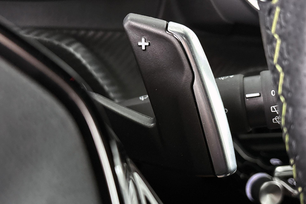 Peugeot 208 (HGF47G) met abonnement