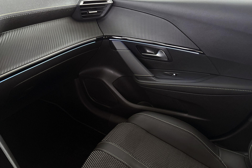 Peugeot 208 (HGF47G) met abonnement