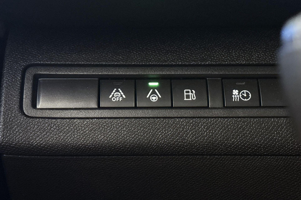 Peugeot 3008 (K879ZX) met abonnement
