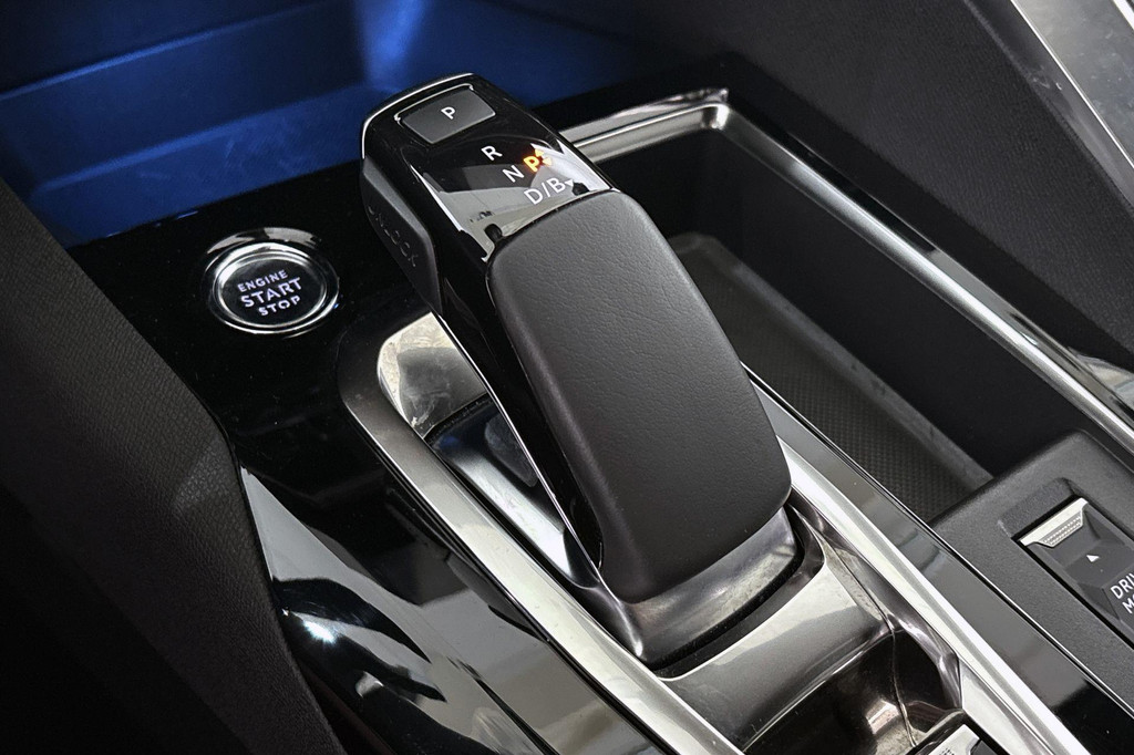 Peugeot 3008 (K879ZX) met abonnement