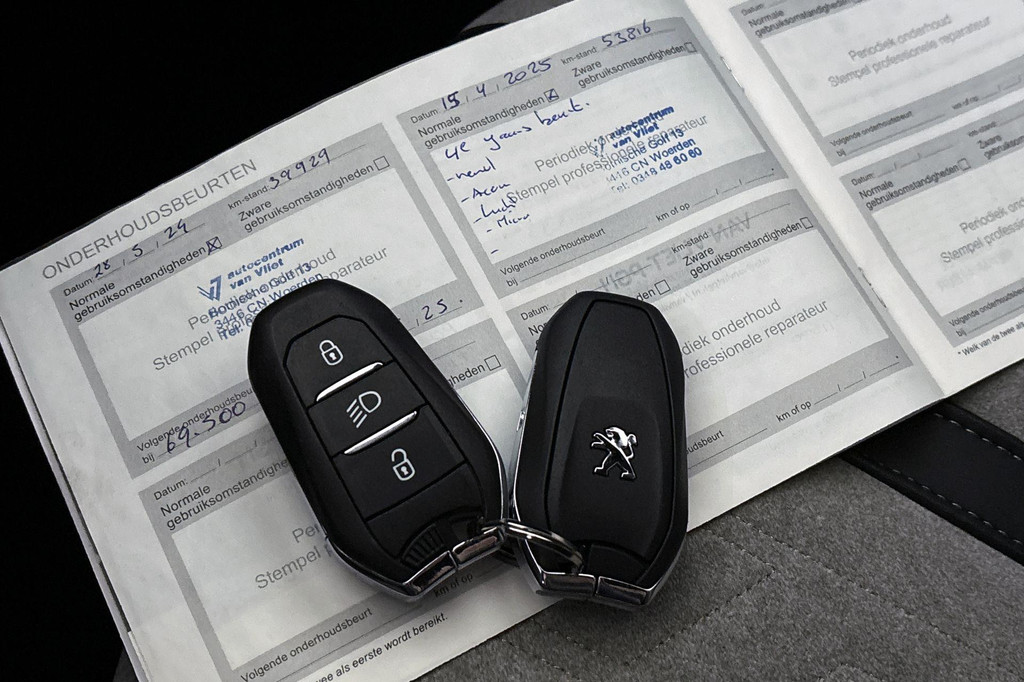Peugeot 3008 (K879ZX) met abonnement