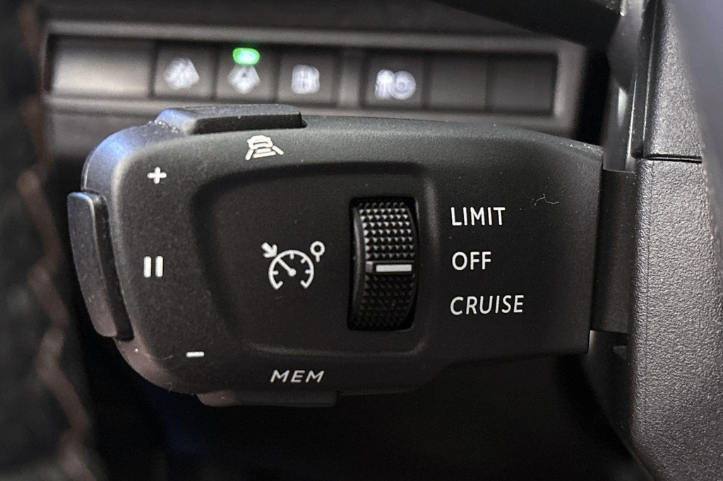 Peugeot 3008 (K879ZX) met abonnement