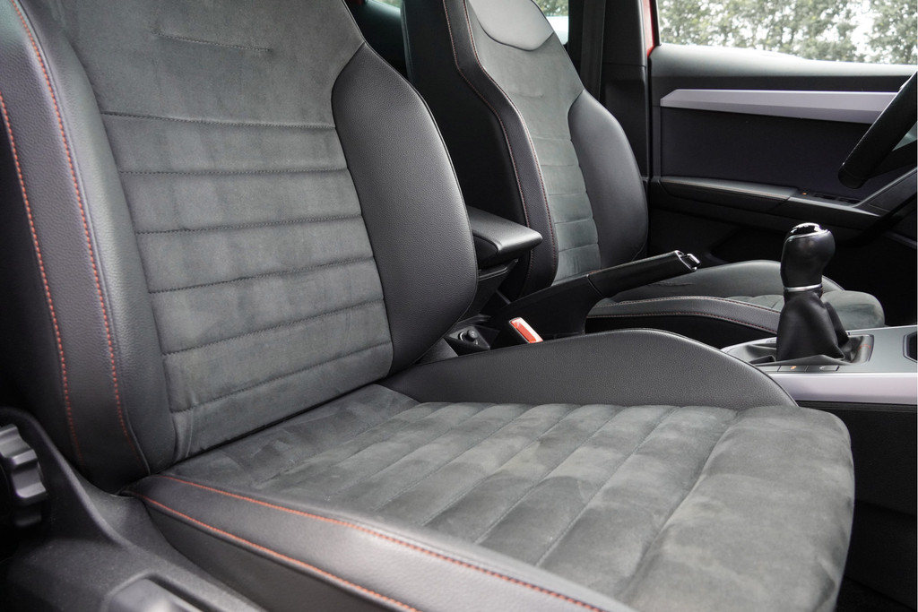 Seat Arona (P539ND) met abonnement