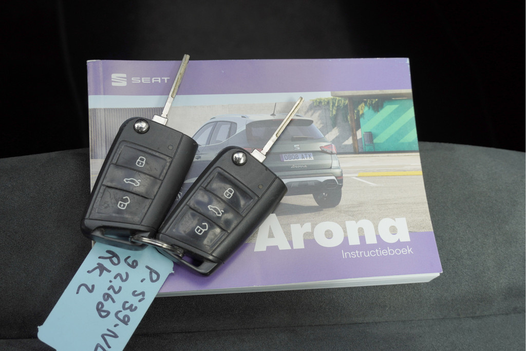 Seat Arona (P539ND) met abonnement