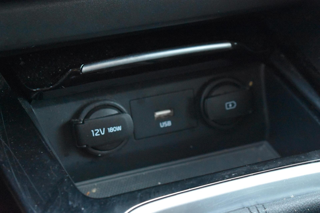 Kia Ceed Sportswagon (L664LN) met abonnement