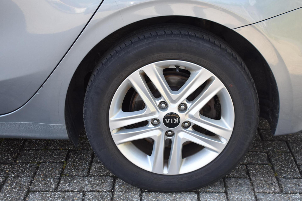 Kia Ceed Sportswagon (L664LN) met abonnement