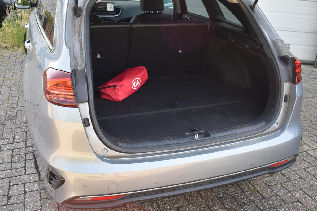 Kia Ceed Sportswagon (L664LN) met abonnement