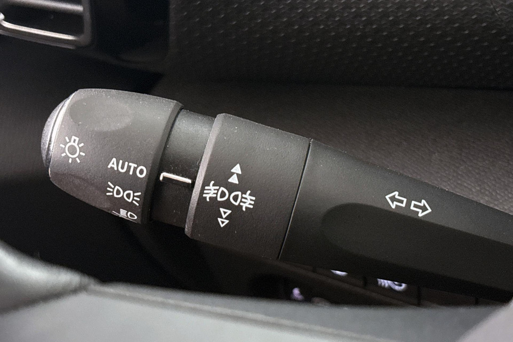 Citroën Ë-C4 (P668SV) met abonnement