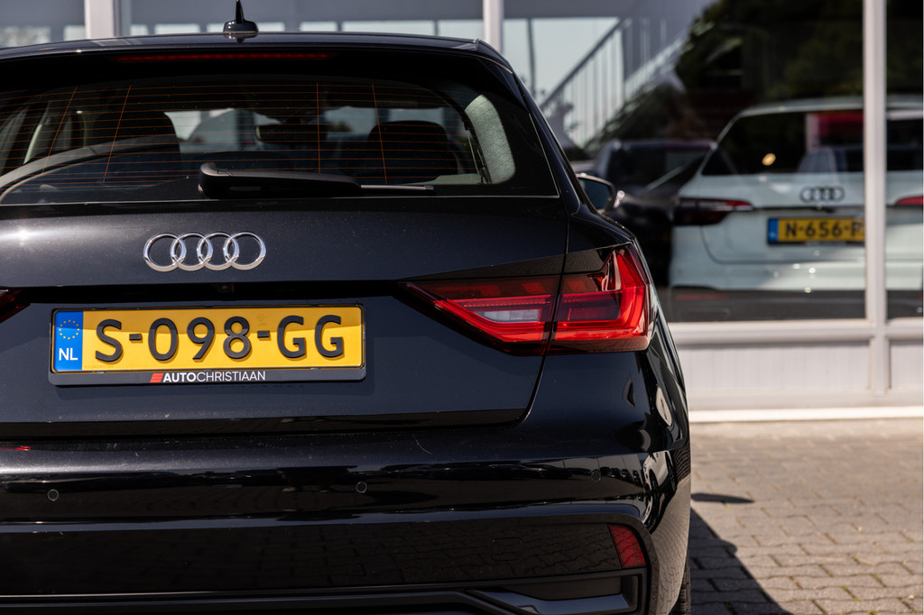 Audi A1 (S098GG) met abonnement
