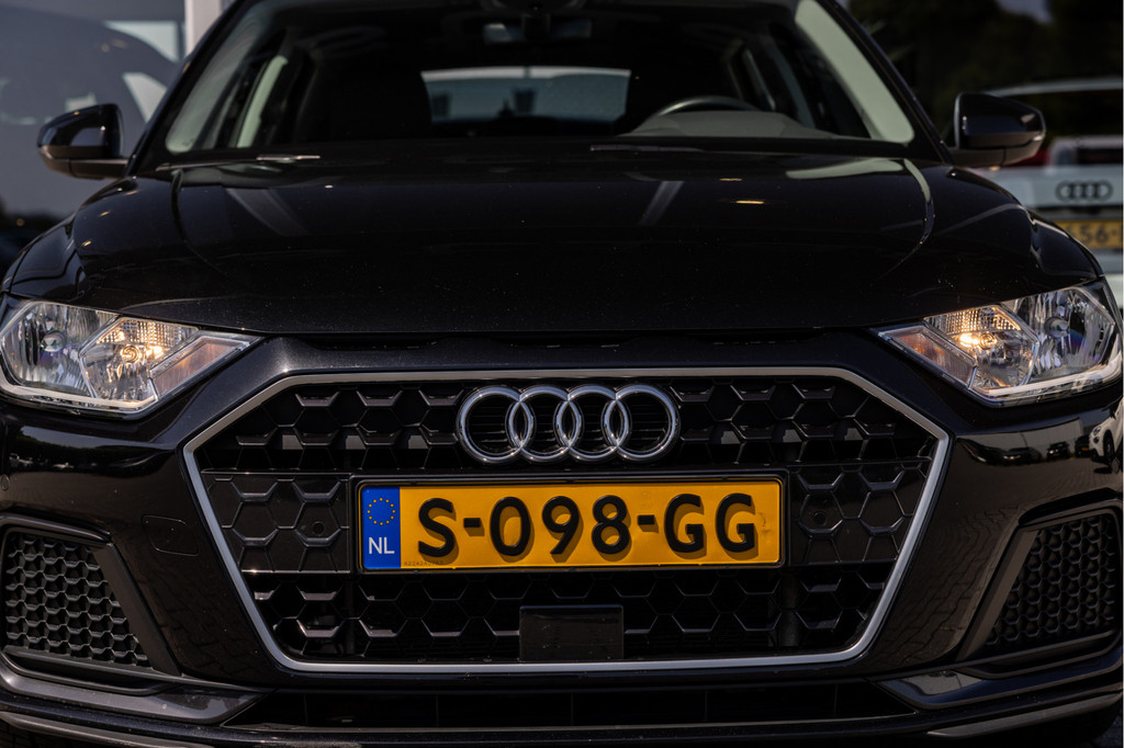 Audi A1 (S098GG) met abonnement