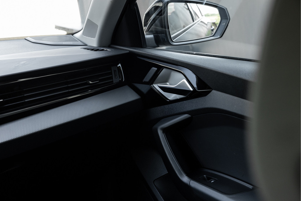 Audi A1 (S098GG) met abonnement