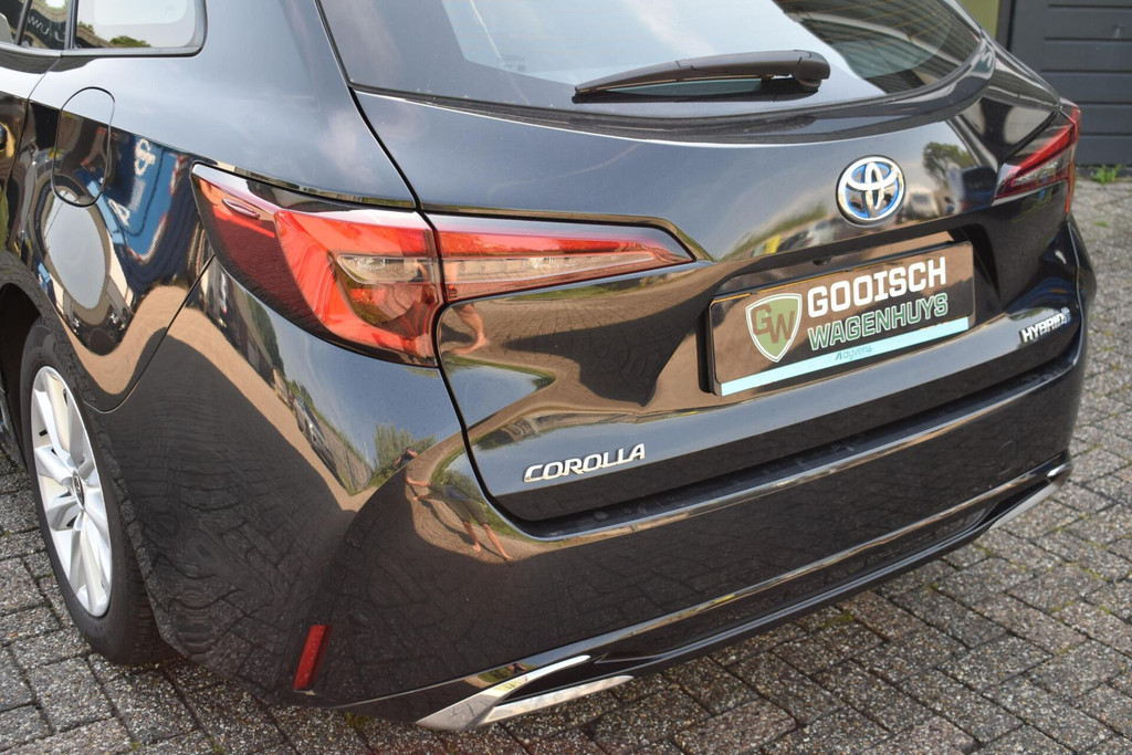Toyota Corolla Touring Sports (X650VV) met abonnement