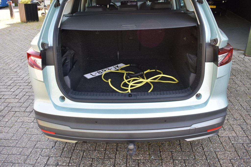 ŠKODA ENYAQ iV (L893JK) met abonnement