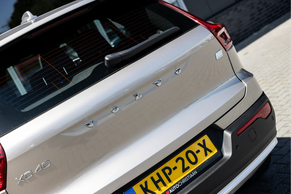 Volvo XC40 (KHP20X) met abonnement