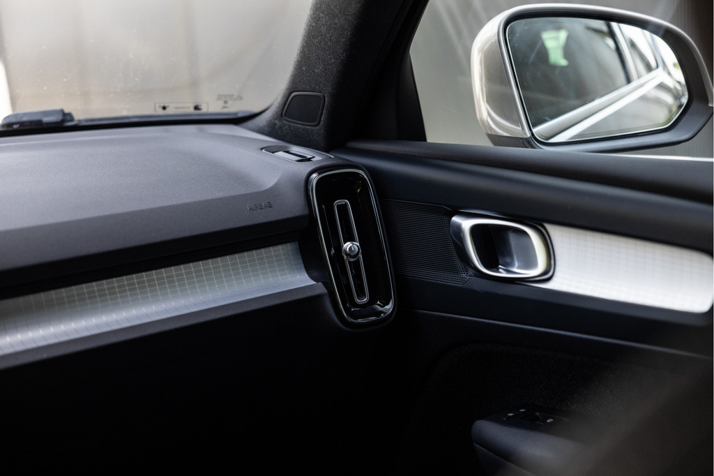 Volvo XC40 (KHP20X) met abonnement