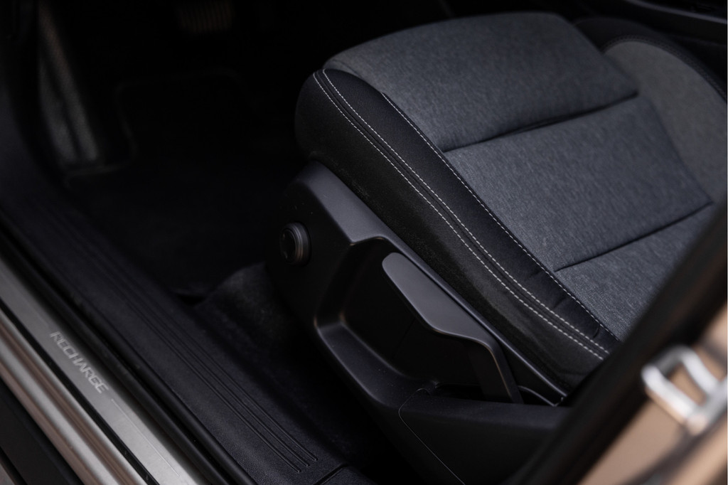 Volvo XC40 (KHP20X) met abonnement