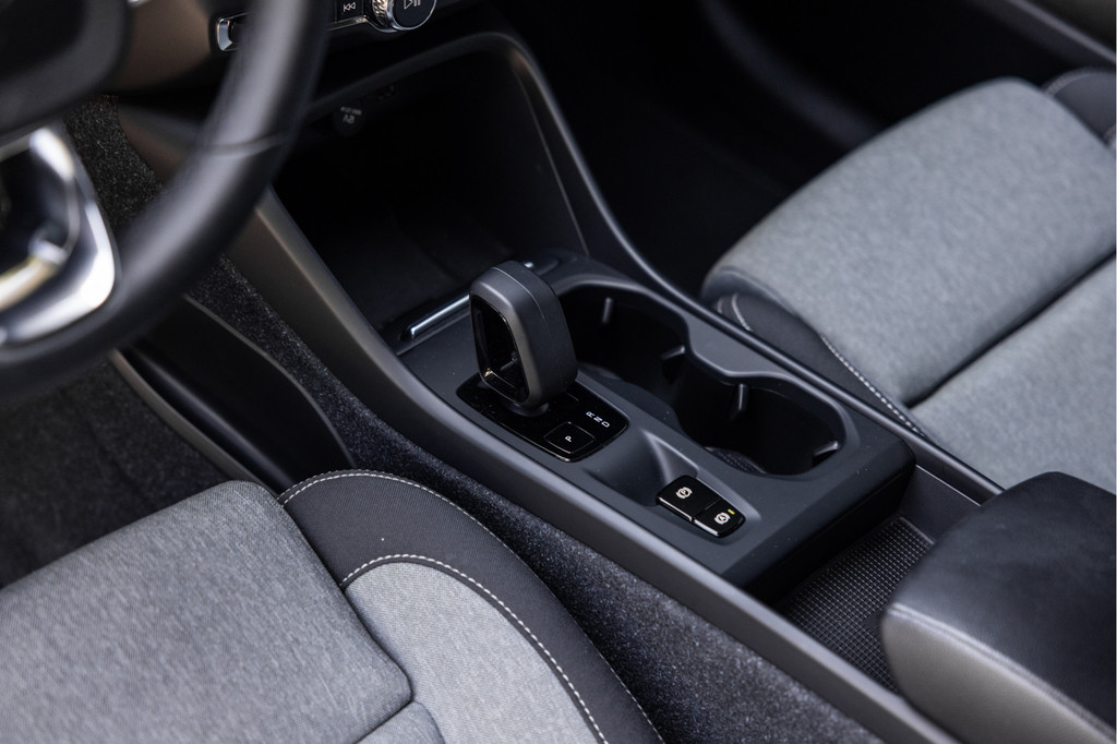 Volvo XC40 (KHP20X) met abonnement