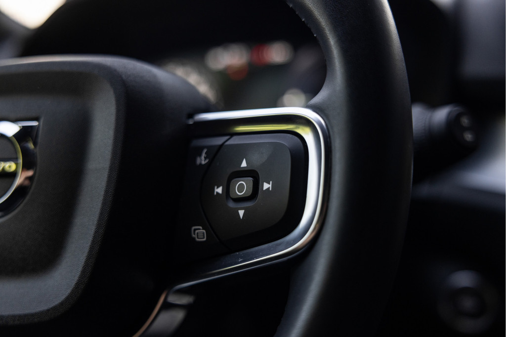 Volvo XC40 (KHP20X) met abonnement