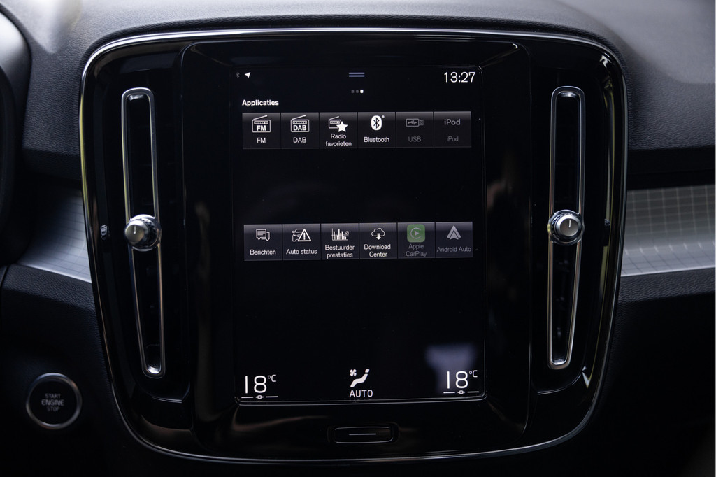 Volvo XC40 (KHP20X) met abonnement
