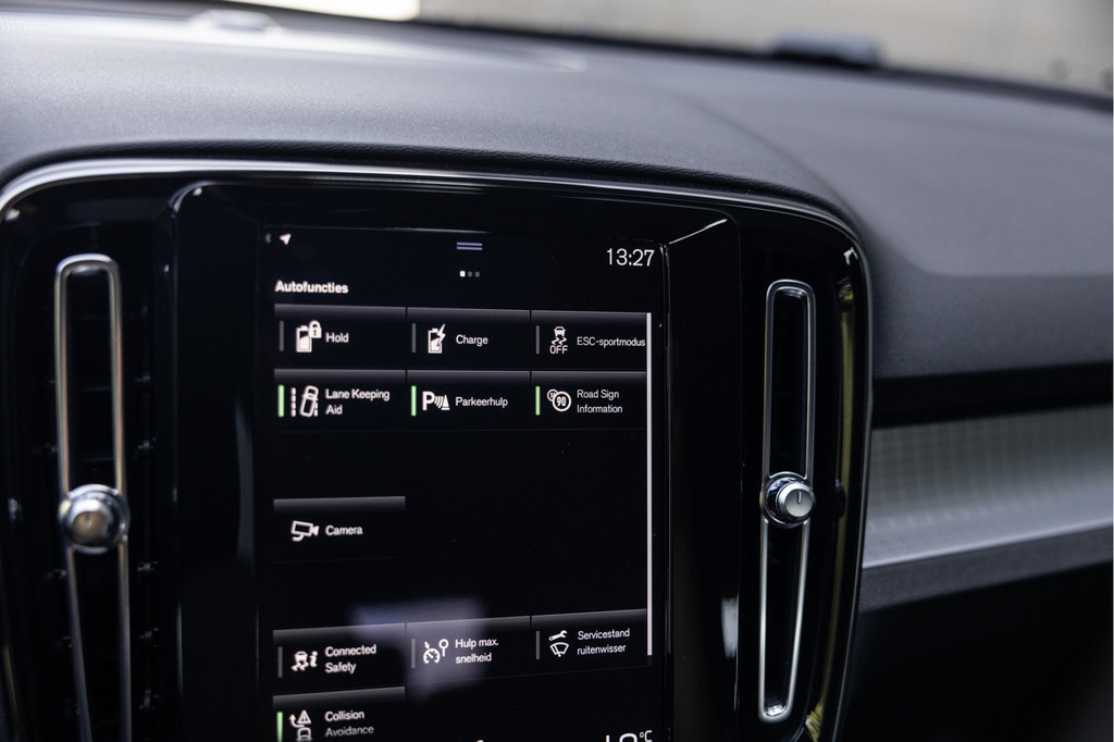 Volvo XC40 (KHP20X) met abonnement