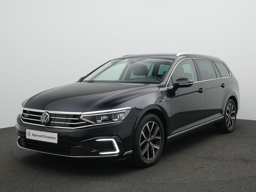 Volkswagen Passat (KNS68N) met abonnement