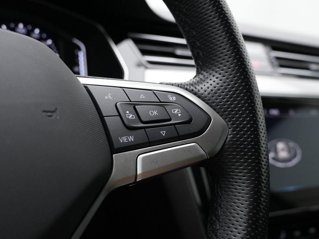 Volkswagen Passat (KNS68N) met abonnement