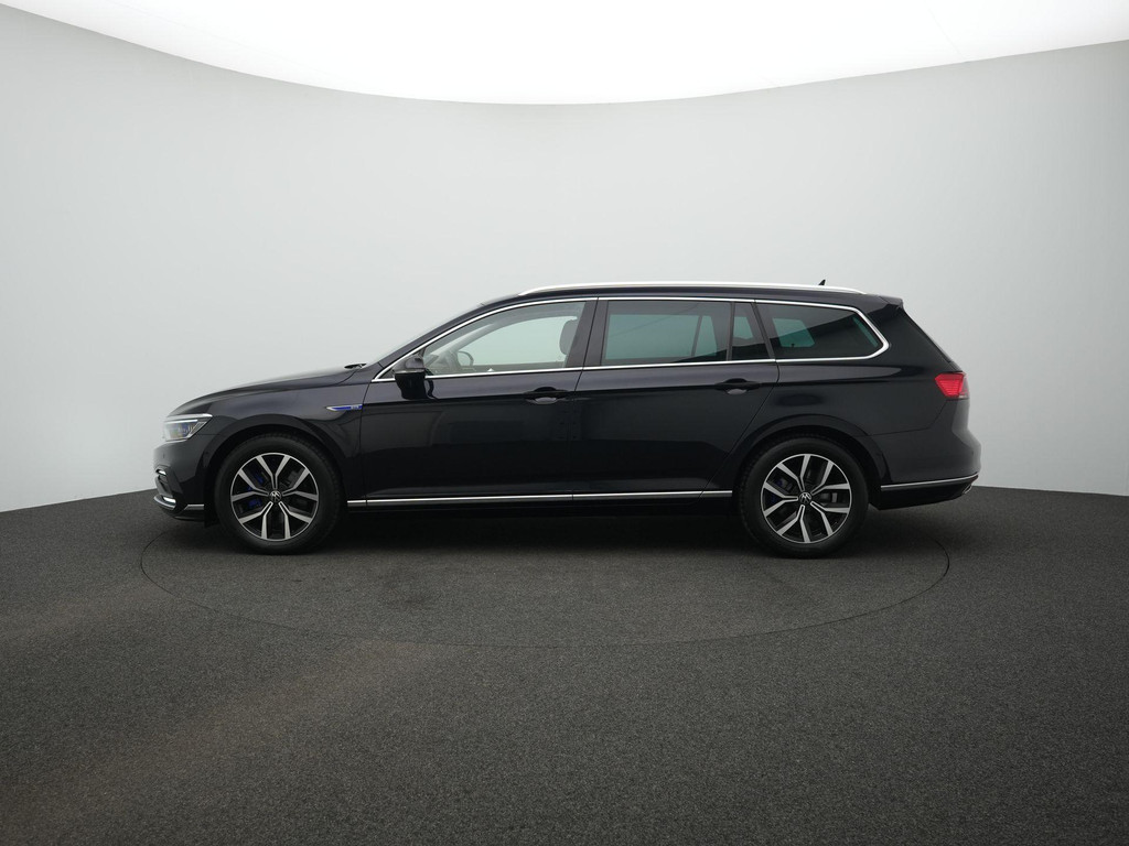 Volkswagen Passat (KNS68N) met abonnement
