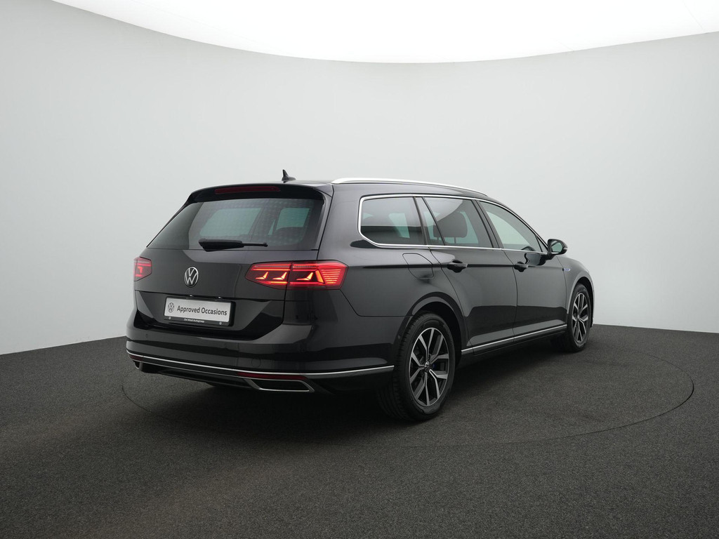 Volkswagen Passat (KNS68N) met abonnement