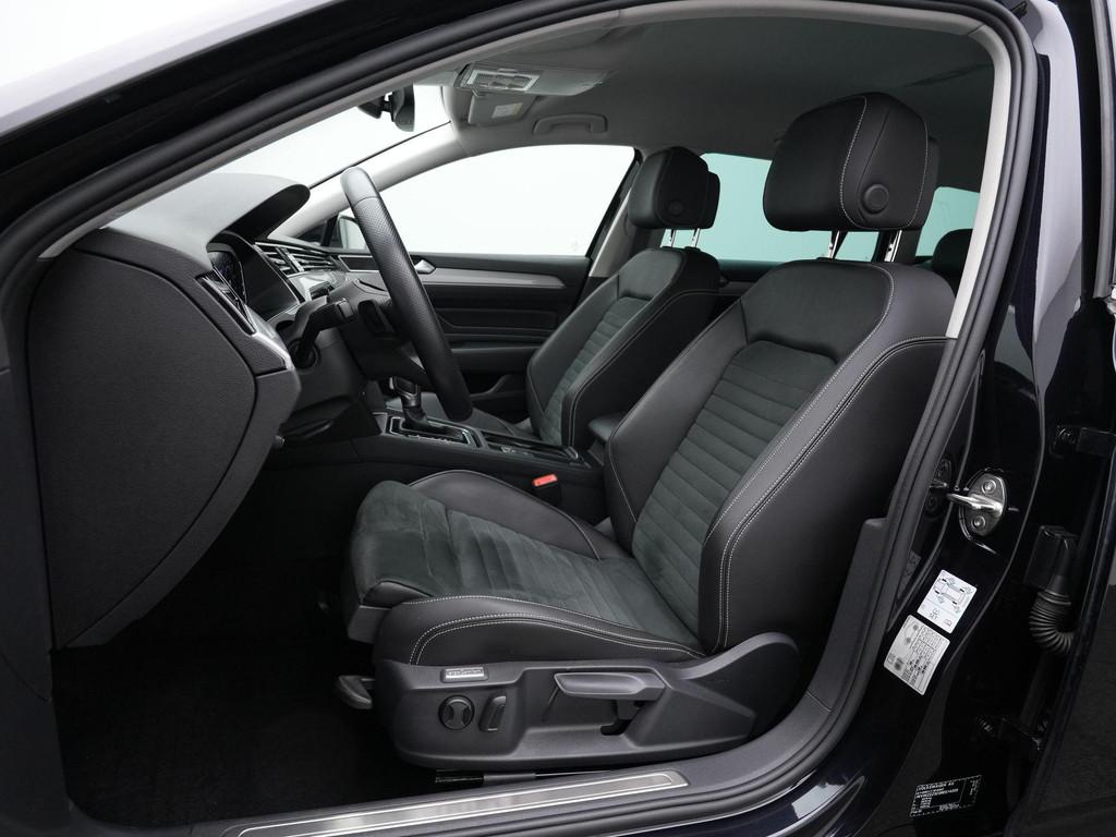 Volkswagen Passat (KNS68N) met abonnement
